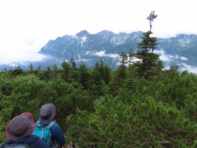 蝶ヶ岳、上高地右岸歩道