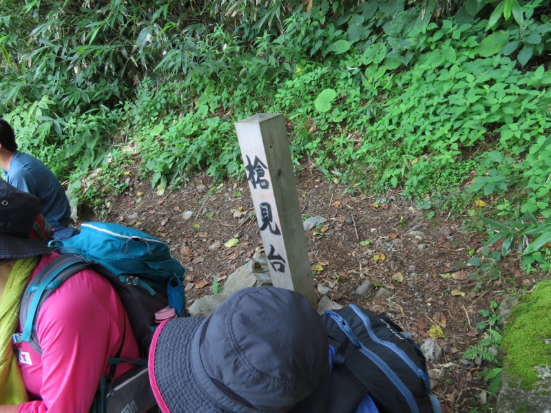 蝶ヶ岳、上高地右岸歩道